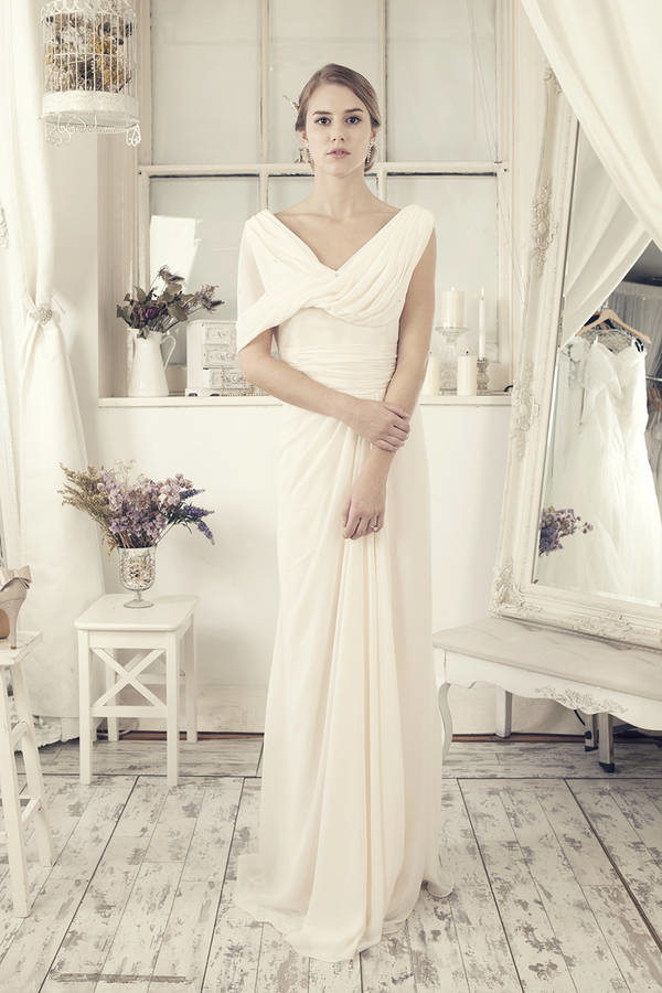 Picture Modish off white wedding dress from Elliot Claire London,  wedding dress by Elliot Claire London, Notonthehighstreet grecian wedding dress, Grecian wedding dress for less than £500, Alt Text